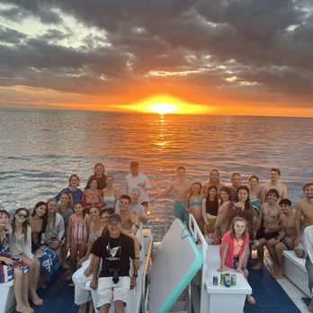 Aqua Zone - Awesome Sunset - Scuba Diving Near Me - Honolulu, Hawaii