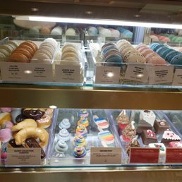 Their gourmet goodies are so pretty !