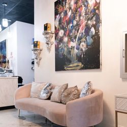 The One Beauty Bar - Waiting room
