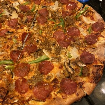 Woody's Grill and Tap - Kitchen Sink Pizza - Bars Near Me - Boston, Massachusetts