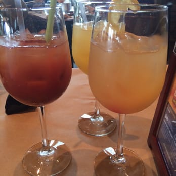 Cedar Lake Cellars - Bloody Mary, mimosa and sangria - Venues & Event Spaces Near Me - Wright City, Missouri
