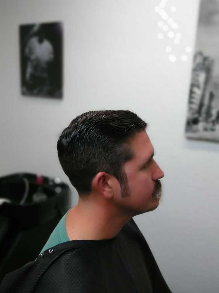 Barrelhouse Barber Logo