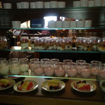 Veranda - parfait bar - weekend breakfast/brunch - Breakfast & Brunch Near Me - Las Vegas, Nevada Veranda - parfait bar - weekend breakfast/brunch - Breakfast & Brunch Near Me - Las Vegas, Nevada