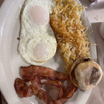 Ding Dong Cafe - New American Near Me - Sauk Centre, Minnesota