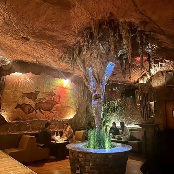 La Caverna - Inside - New American Near Me - New York, New York