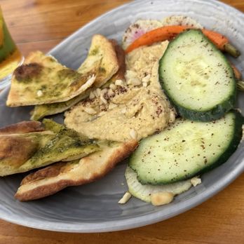 Duke's La Jolla - Pita hummus platter - New American Near Me - La Jolla, California Duke's La Jolla - Pita hummus platter - New American Near Me - La Jolla, California
