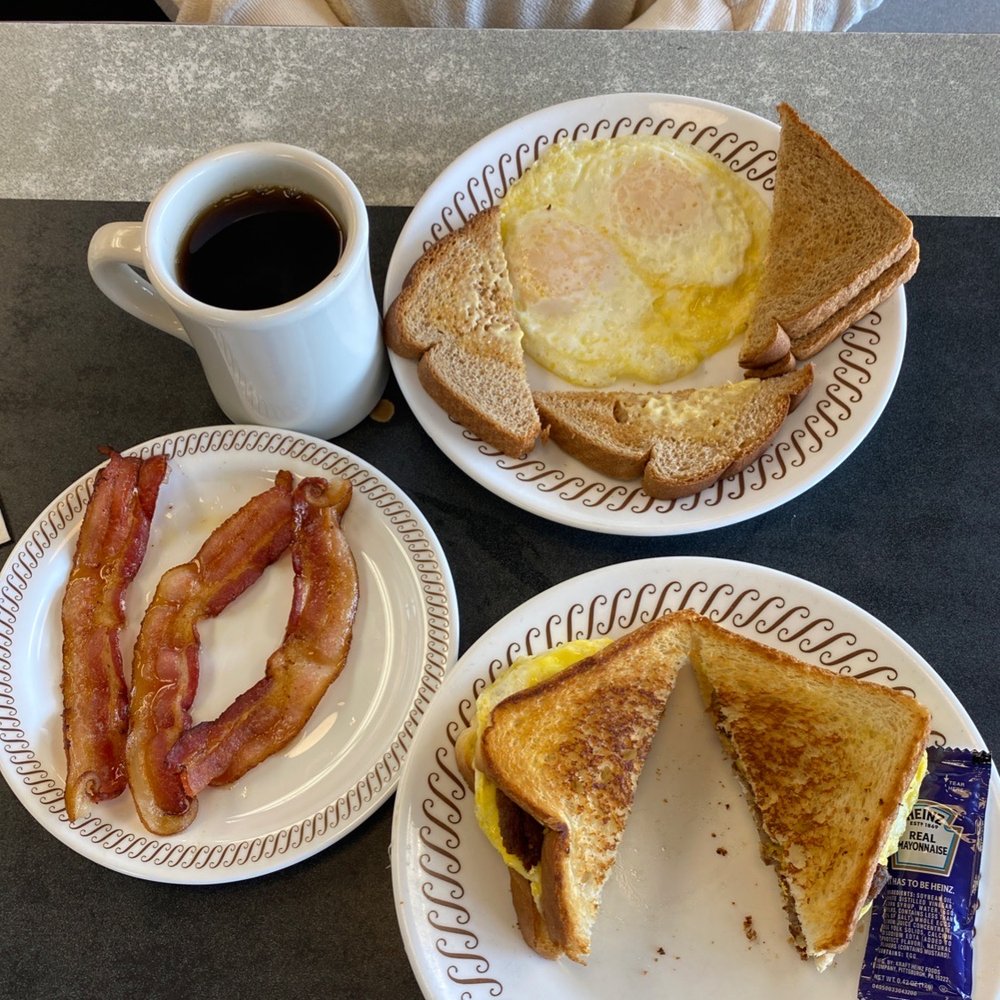 WAFFLE HOUSE WASHINGTON near 430 Racetrack Rd, Washington