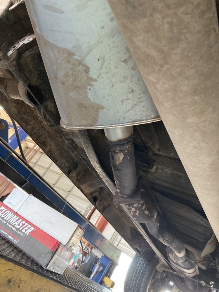 MAD HATTER MUFFLERS & BRAKES 22 Photos & 23 Reviews 11780 N 91st