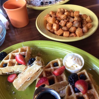 Barnaby's Cafe - Waffles, Pancakes and Potatoes - Breakfast & Brunch Near Me - Houston, Texas