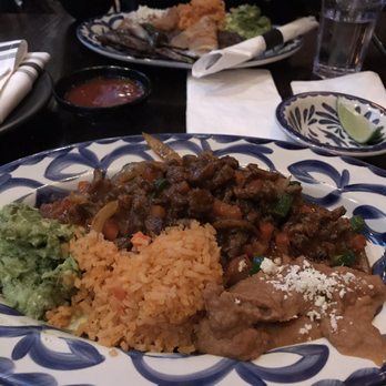 El Solazo - Bistec a La Mexicana. - Mexican Near Me - Chicago, Illinois El Solazo - Bistec a La Mexicana. - Mexican Near Me - Chicago, Illinois