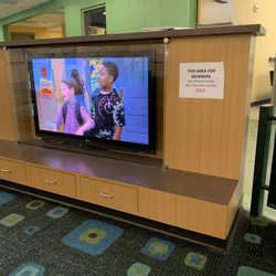 Huffhines Recreation Center - Tv and cellphone charging area