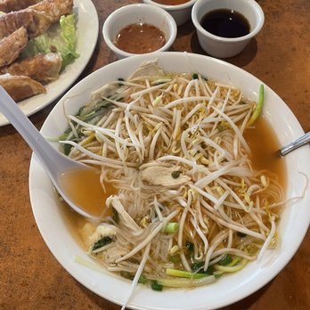Simply Pho - P18. White or dark chicken - Pho Ga A12. 6 Piece Dumpling - Vietnamese Near Me - Houston, Texas Simply Pho - P18. White or dark chicken - Pho Ga A12. 6 Piece Dumpling - Vietnamese Near Me - Houston, Texas
