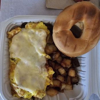 The Sandwich Saloon - Sandwich Saloon Omelet with Bagel (my choice of bread item) - Sandwiches Near Me - San Pedro, California