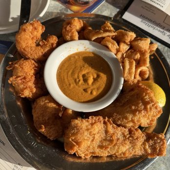 CJ's on the Bay - App sampler - calamari, fried shrimp, fried mahi - Seafood Near Me - Marco Island, Florida