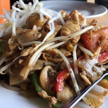 Thai Wok Kitchen - Pad sew ewe - Thai Near Me - Vancouver, Washington Thai Wok Kitchen - Pad sew ewe - Thai Near Me - Vancouver, Washington