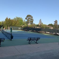 Peninsula Tennis Club