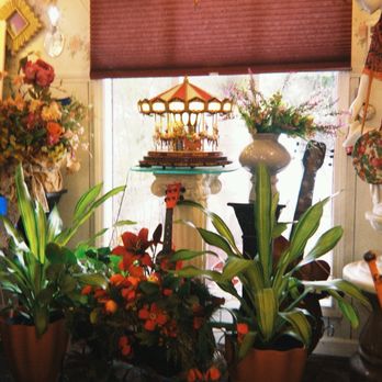 Cameo Cafe - Breakfast & Brunch Near Me - Portland, Oregon Cameo Cafe - Breakfast & Brunch Near Me - Portland, Oregon