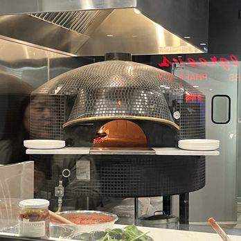 Sei Pizza Bar - Front row seats to the wood fire oven! - Pizza Near Me - Los Angeles, California Sei Pizza Bar - Front row seats to the wood fire oven! - Pizza Near Me - Los Angeles, California