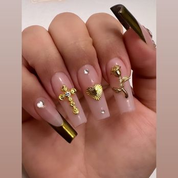 Gold Studio - Nail Salons Near Me - New York, New York Gold Studio - Nail Salons Near Me - New York, New York
