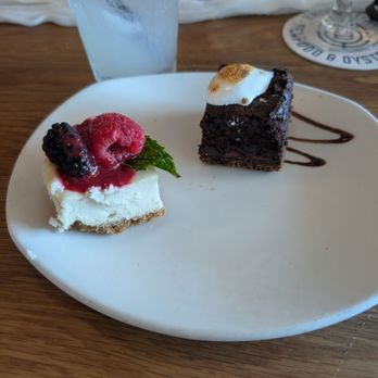 Brigantine - Portside Pier - Raspberry cheesecake and chocolate brownie dessert course - Seafood Near Me - San Diego, California