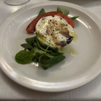 La Buchetta - Buffalo mozzarella and tomato salad - Tuscan Near Me - Florence, FI La Buchetta - Buffalo mozzarella and tomato salad - Tuscan Near Me - Florence, FI