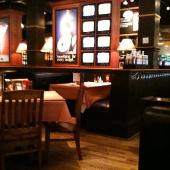 Jack Astor's Bar and Grill - tables and booths - Sports Bars Near Me - Ancaster, Ontario
