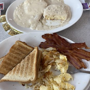The Ranch House - Chicken Shop Near Me - Columbus, Mississippi