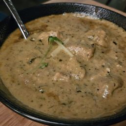 Murgh Survedaar (green curry) chicken was even better than the Butter Chicken. Medium spice was barely noticeable. Try Hot spicy level.