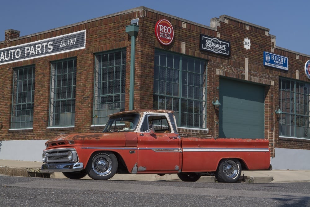 Griffin Joe Custom Upholstery - upholstery in Oakland, TN