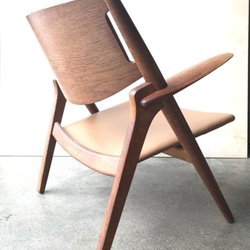 Hawaii Modern - Hans Wegner sawbuck chair