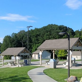 Tennessee Welcome Center - This is a view of some of the covered picnic tables.  Photo taken August 4, 2018. - Rest Stops Near Me - Chattanooga, Tennessee