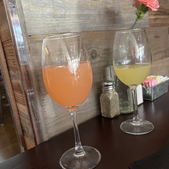 The Rustic Spoon-Red Mill - Mimosas - Breakfast & Brunch Near Me - Virginia Beach, Virginia The Rustic Spoon-Red Mill - Mimosas - Breakfast & Brunch Near Me - Virginia Beach, Virginia
