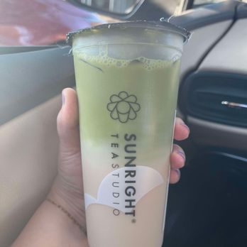 Sunright Tea Studio - Union City - matcha oolong milk tea - Bubble Tea Near Me - Union City, California Sunright Tea Studio - Union City - matcha oolong milk tea - Bubble Tea Near Me - Union City, California