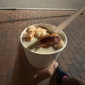 Gilbert's Chowder House - Super Seafood Chowder - Seafood Near Me - Portland, Maine