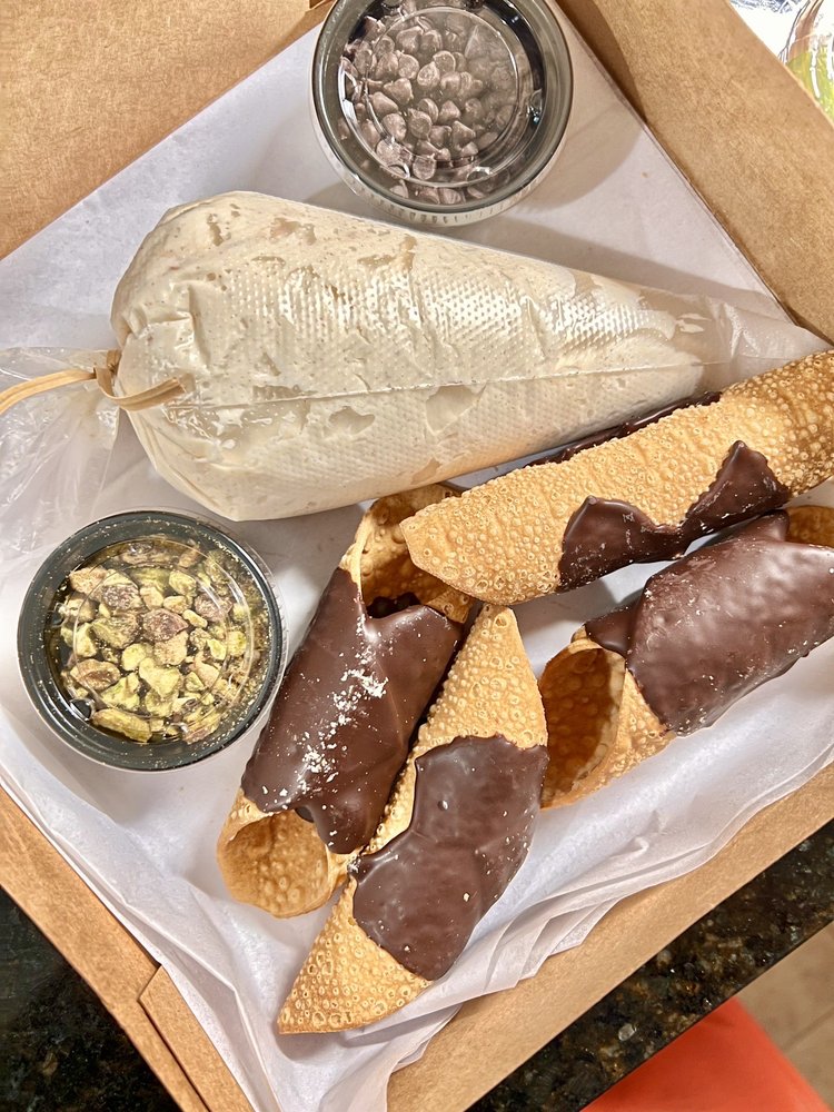 TABLE & TWINE Updated September 2024 97 Photos & 16 Reviews 2816