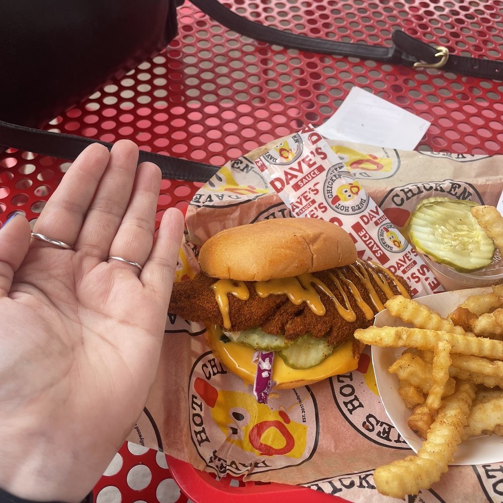 Dave's Hot Chicken - Chicken Shop Near Me - McAllen, Texas