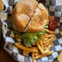Grilled chicken sandwich Grilled chicken sandwich