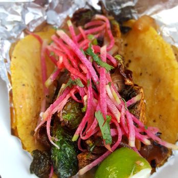 Eight Row Flint - Gastropubs Near Me - Houston, Texas
