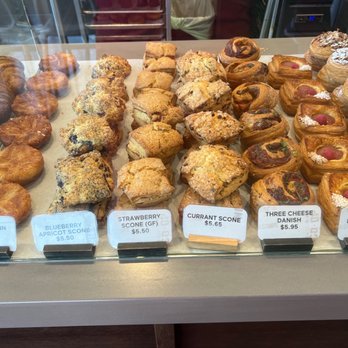 Rustica Bakery - Pastries - Bakeries Near Me - Edina, Minnesota