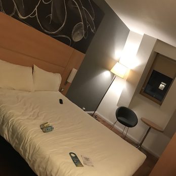 Hotel Ibis - A "room" shot! - Hotels Near Me - Edinburgh, EDH