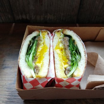Dad's Luncheonette - Delicious hamburger sandwich.  I opted for no red onion pickles since I was not in the mood for it. - New American Near Me - Half Moon Bay, California