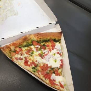 Aldo Lamberti Trattoria - Pesto and tomato pizza. - Pizza Near Me - Philadelphia, Pennsylvania