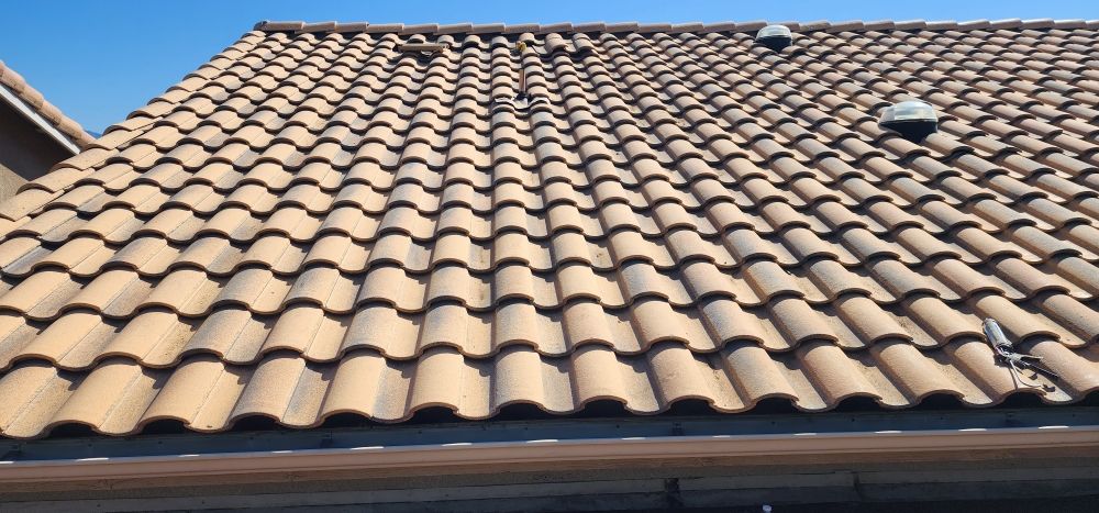 Slide of AJ Roofing Const