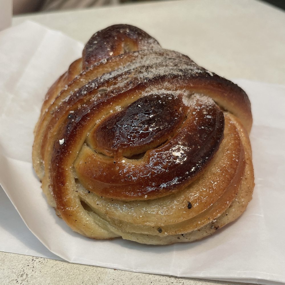 La Cabra - Cardamom Bun - Bakeries Near Me - New York, New York