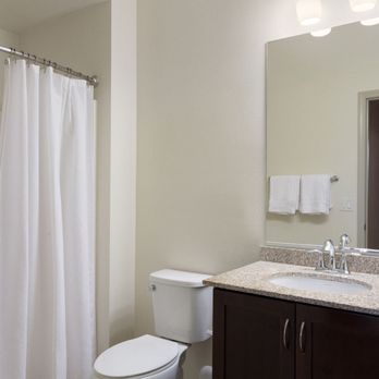 Miro - Apartments Near Me - Santa Fe Springs, California Miro - Apartments Near Me - Santa Fe Springs, California
