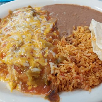Al's Cafe - Chile rellenos with rice and beans - Mexican Near Me - Fresno, California