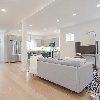 Saulnier Floors - Mixed Width European White Oak - Flooring Near Me - Peabody, Massachusetts Saulnier Floors - Mixed Width European White Oak - Flooring Near Me - Peabody, Massachusetts