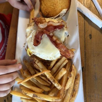 Station 2 - George Orwell Burger - New American Near Me - Richmond, Virginia
