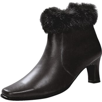 Roby's Shoes - Shoe Stores Near Me - Detroit, Michigan