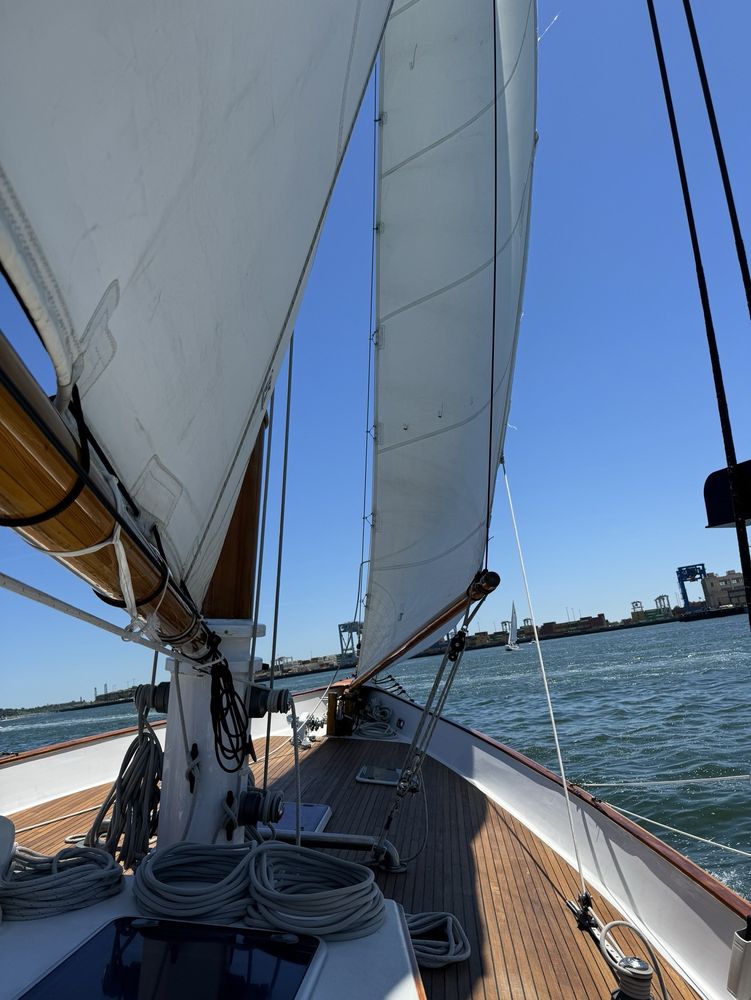 Adirondack III Sunset Sail Logo